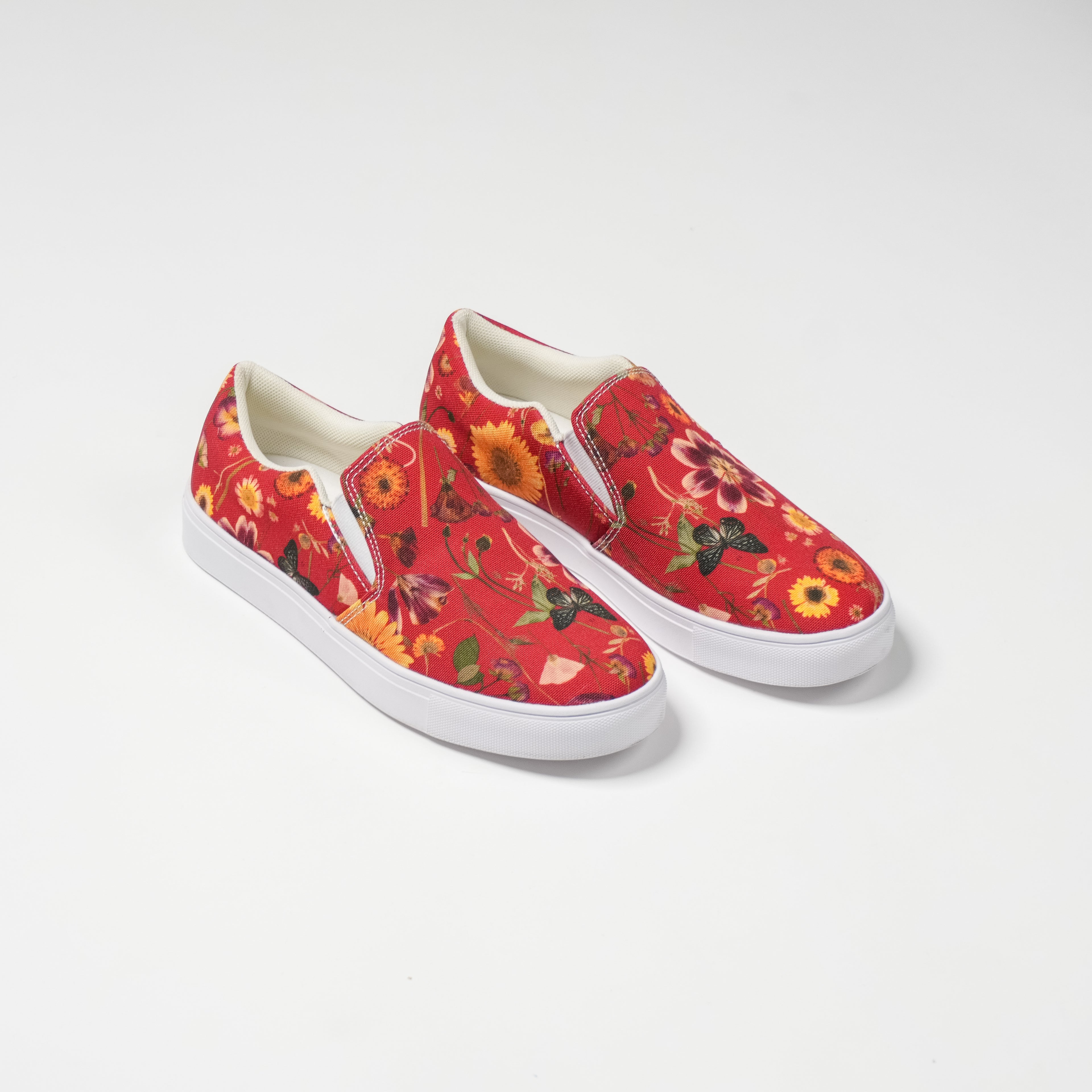 Red Roses Slip On