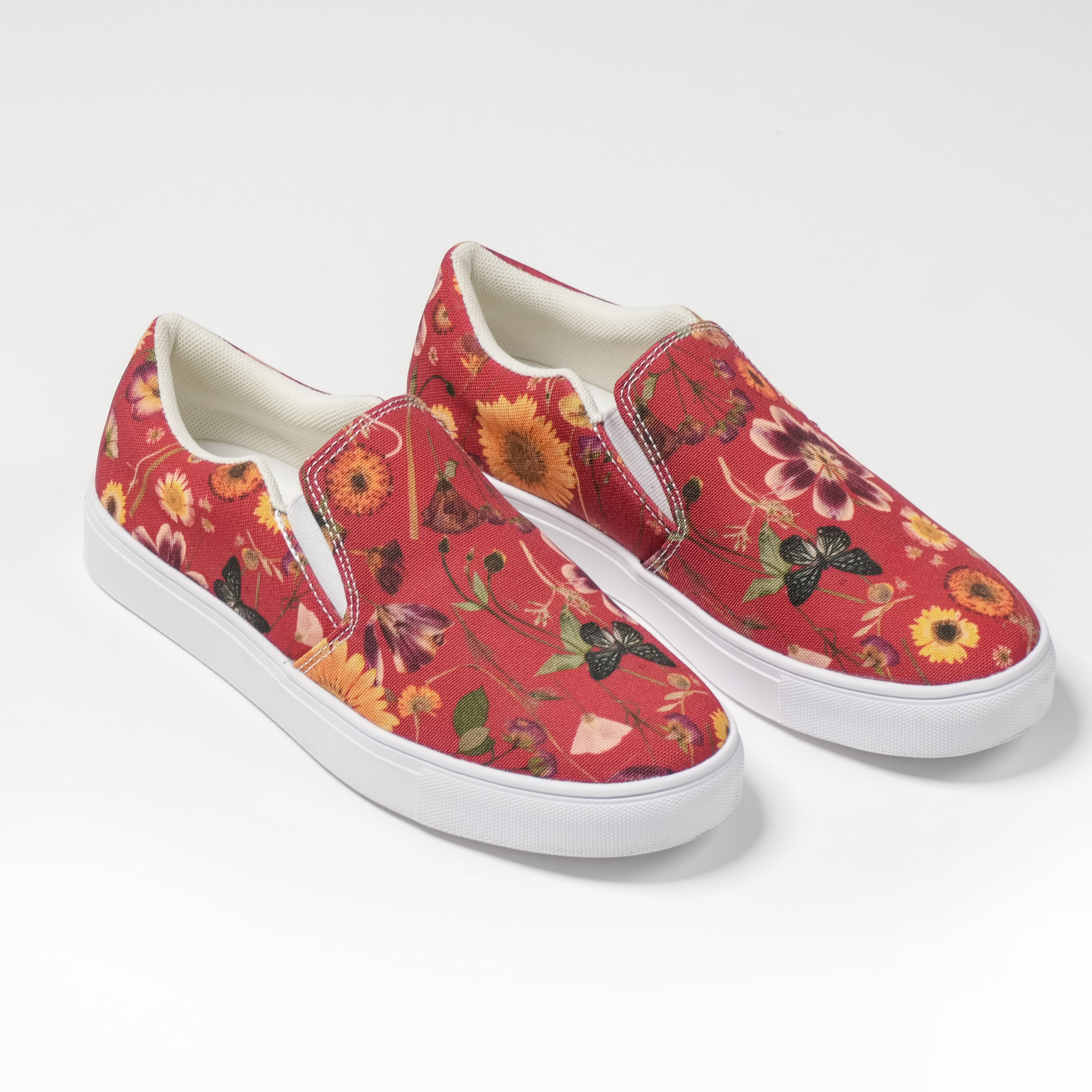 Red Roses Slip On